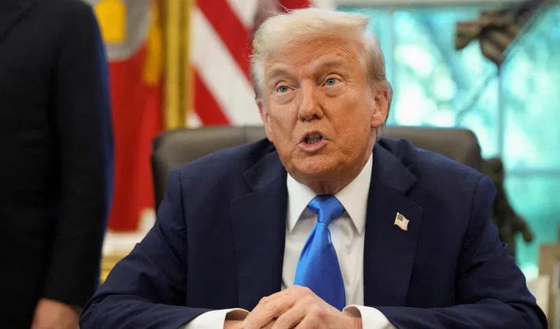 Trump Warns Russia: May Send Long-Range Tomahawks to Ukraine if War Doesn’t End Soon