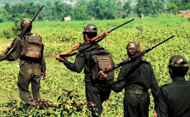 After Years in Shadows, Maoist’s Brother Walks Into Peace