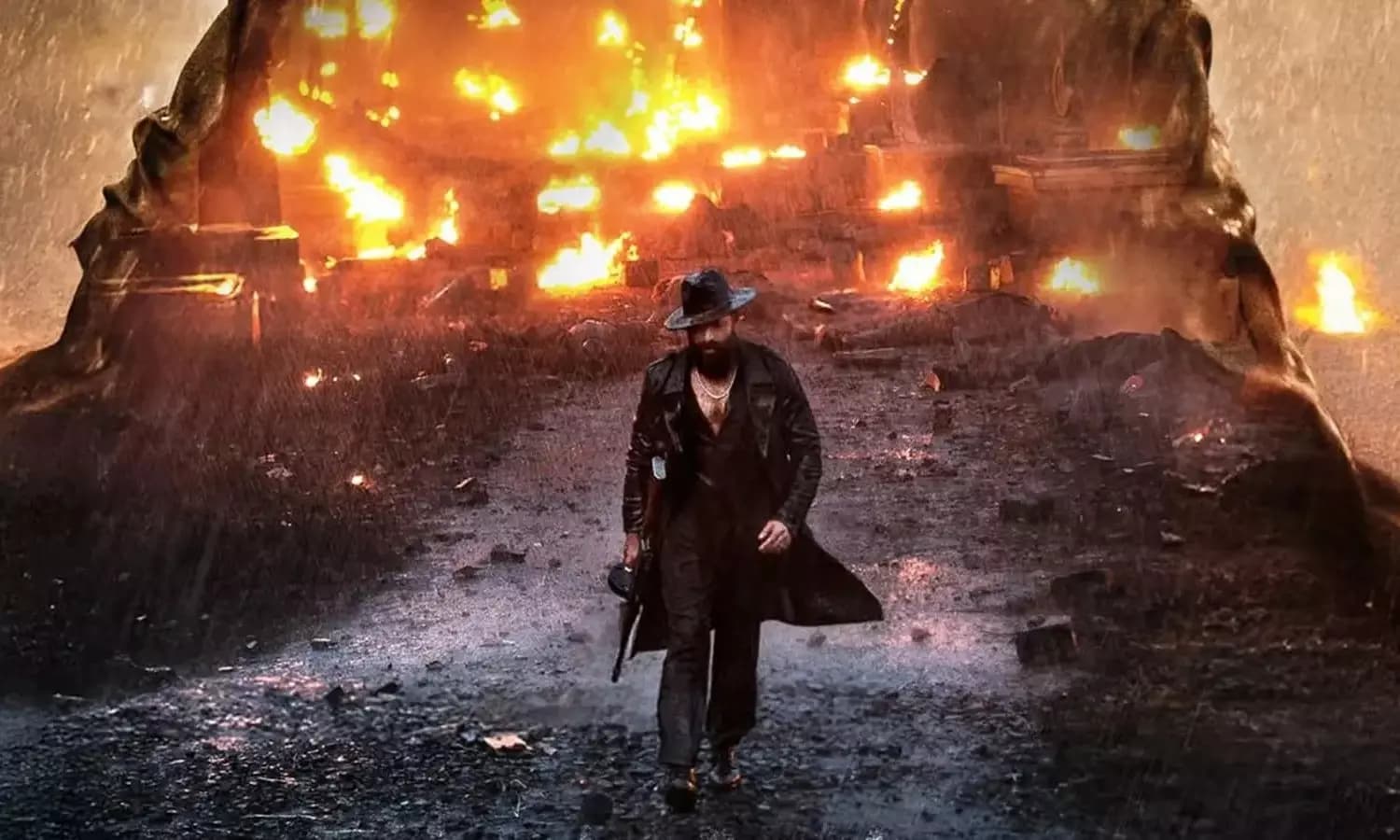 Yash’s “Toxic” Sparks Buzz – Fans Eager for the Mass Update!