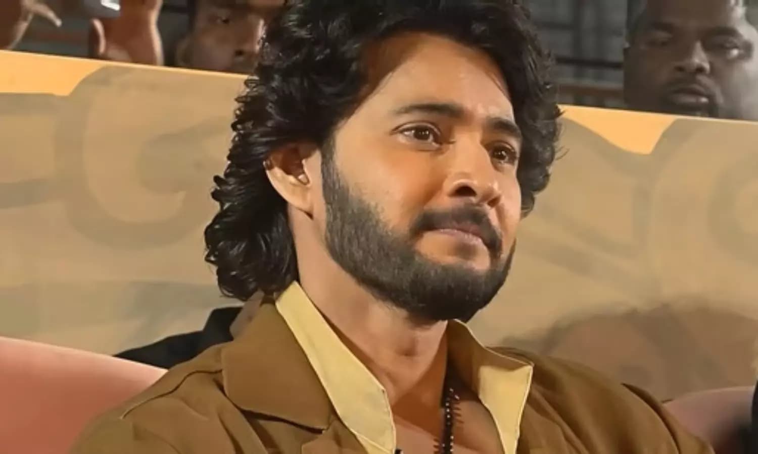 Calm as Rama… Fierce as Rudra : Mahesh’s Mass Look Goes Viral