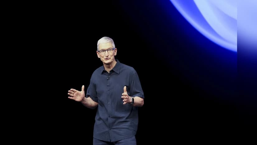 Apple Accelerates CEO Succession Plans as Tim Cook Prepares to Step Down: FT