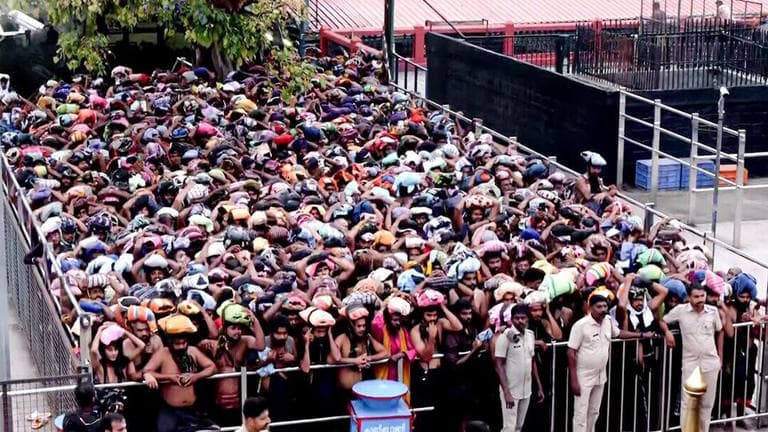 Massive Rush at Sabarimala: Pilgrims Wait 11 Hours as Queues Stretch for Kilometres!