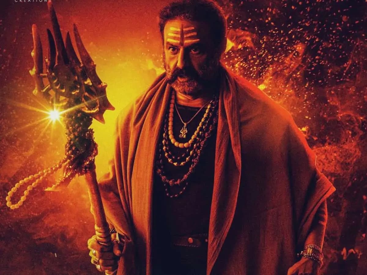 Will Revanth Reddy and Allu Arjun attend the pre-release event together ?