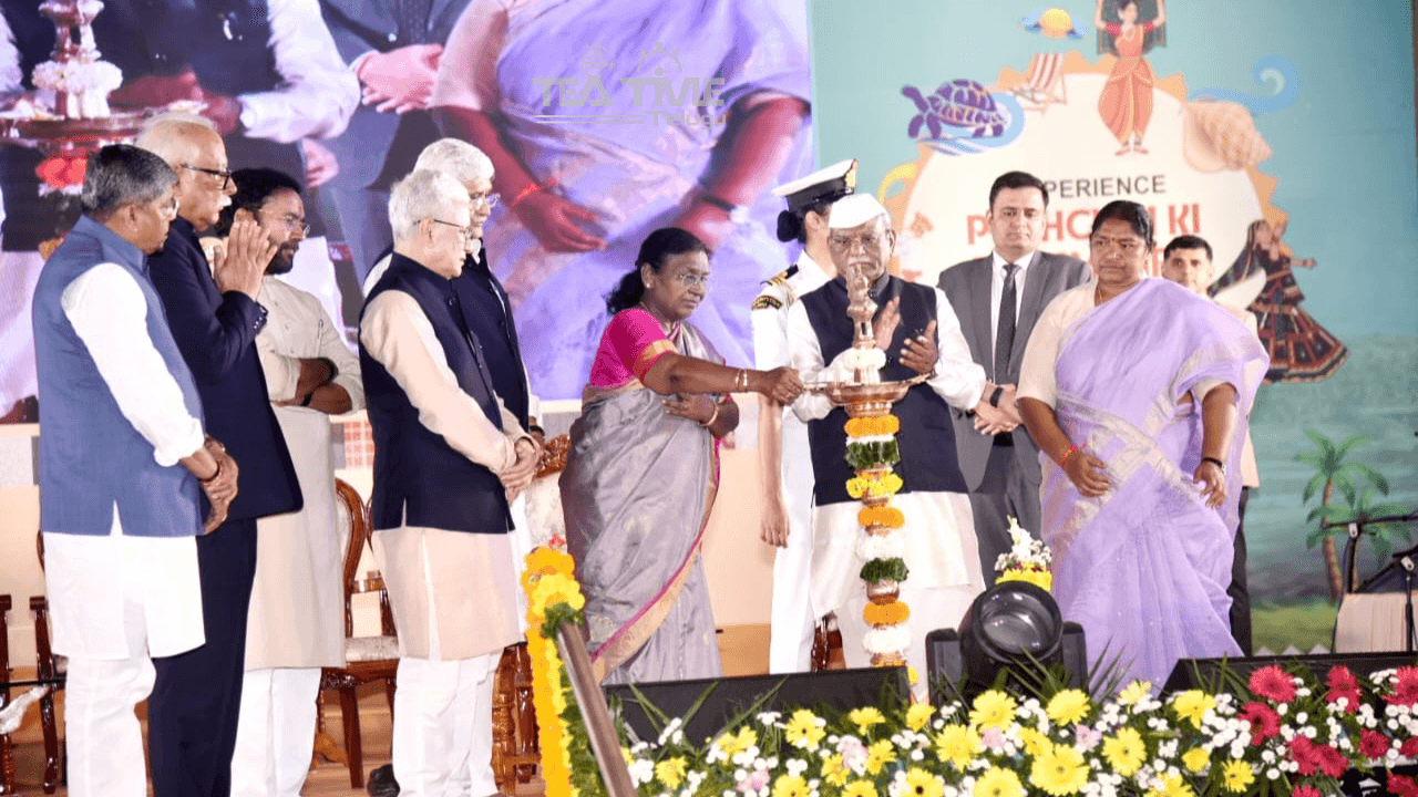 Minister Seethakka Invites President Murmu to Sammakka–Saralamma Maha Jatara