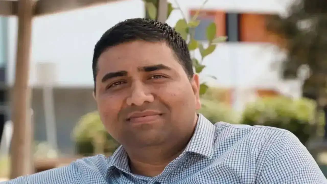 Indian Appointed as Apple AI Head