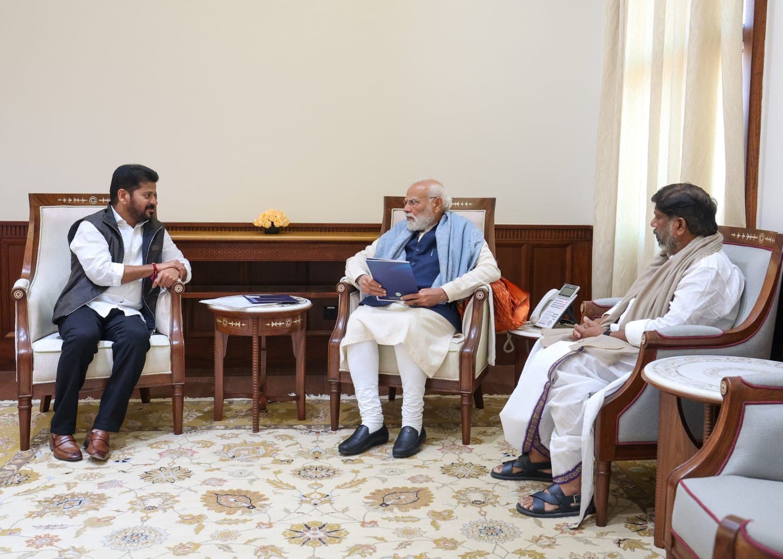 CM Revanth Reddy invited PM Modi to the Global Summit