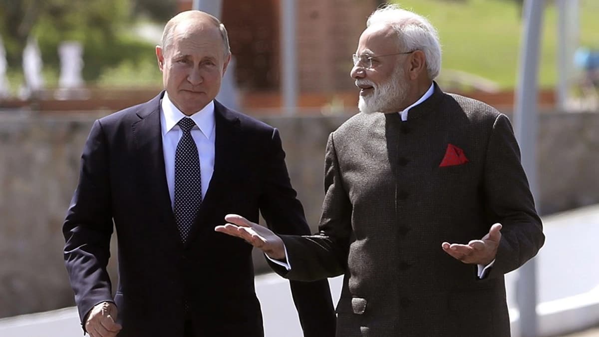 Russian President Putin to visit India tomorrow