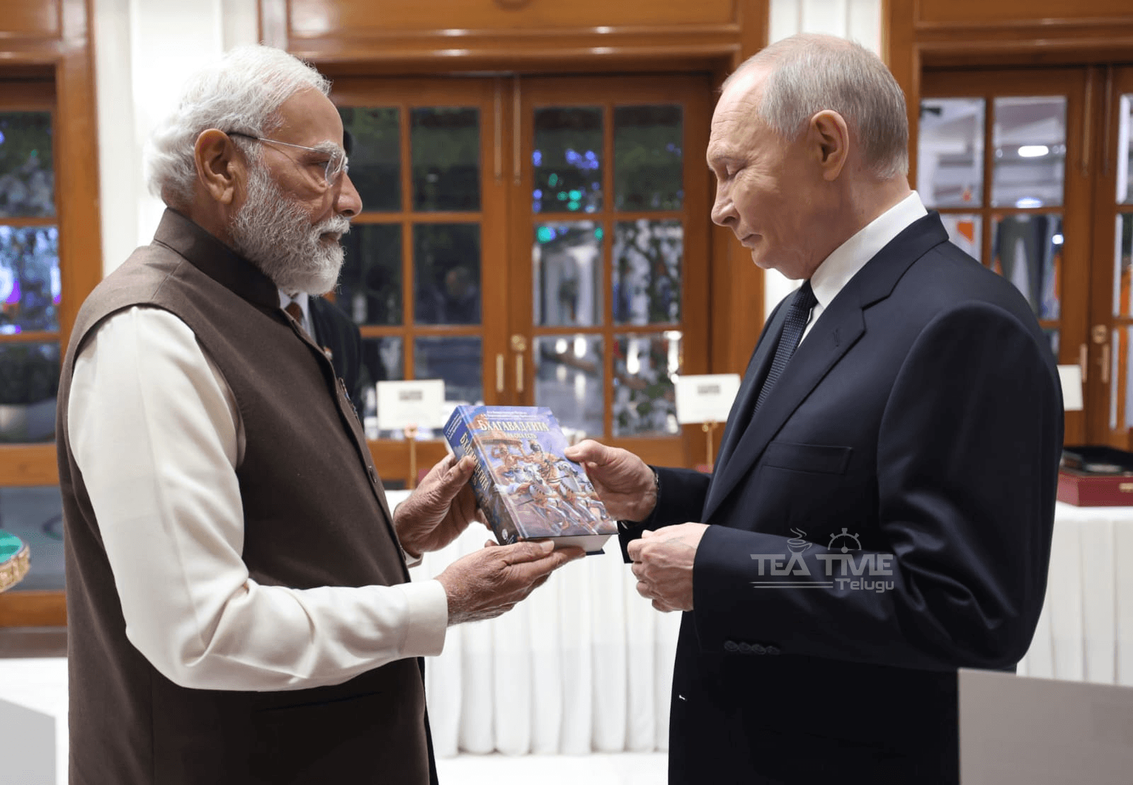 Here are the gifts Prime Minister Modi presented to Russian President Putin…