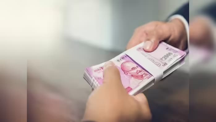 Performance-Based CEO Salaries - Company Decisions