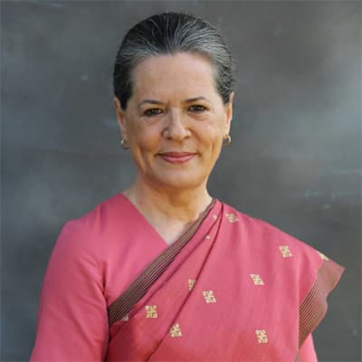 Sonia Gandhi Criticizes Govt Action on Employment Scheme