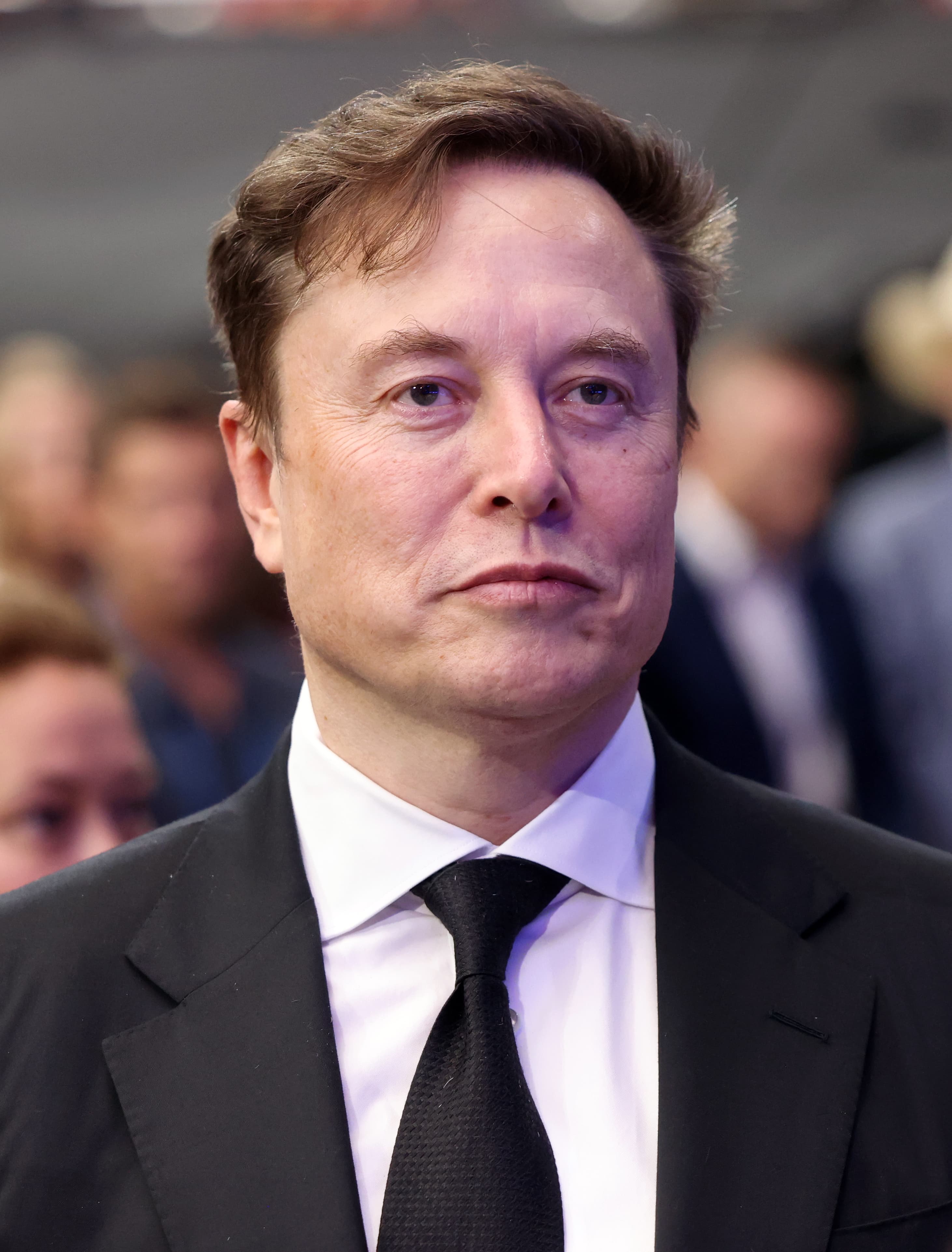 World's Richest Person Elon Musk Sets a Record...