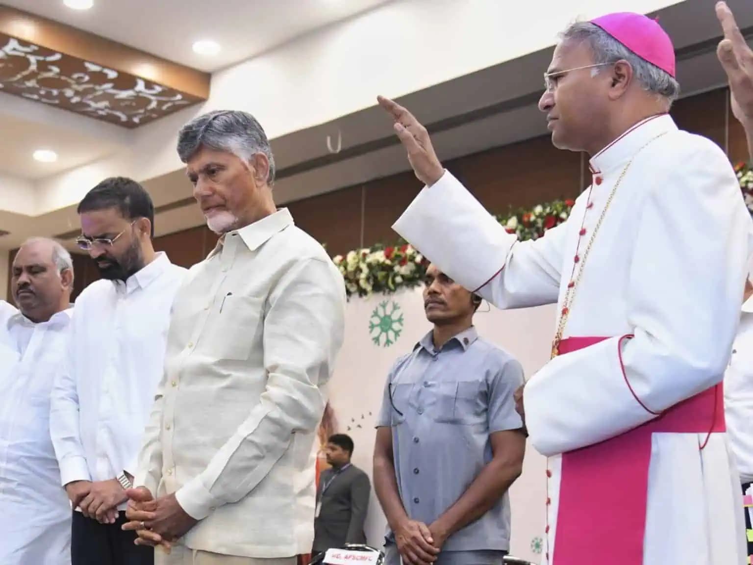 CM Chandrababu Gifts Christmas Surprise to Pastors