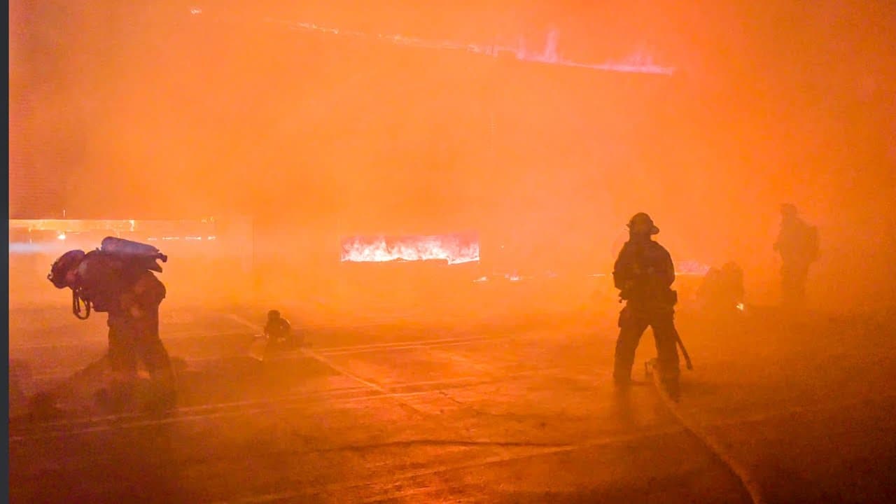 Fire Breaks Out in Ernakulam Express Near Elamanchili, Passengers Panic