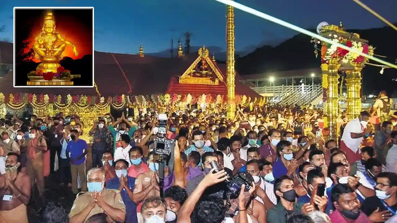 Kerala: Heavy Devotee Turnout at Sabarimala for Makaravilakku