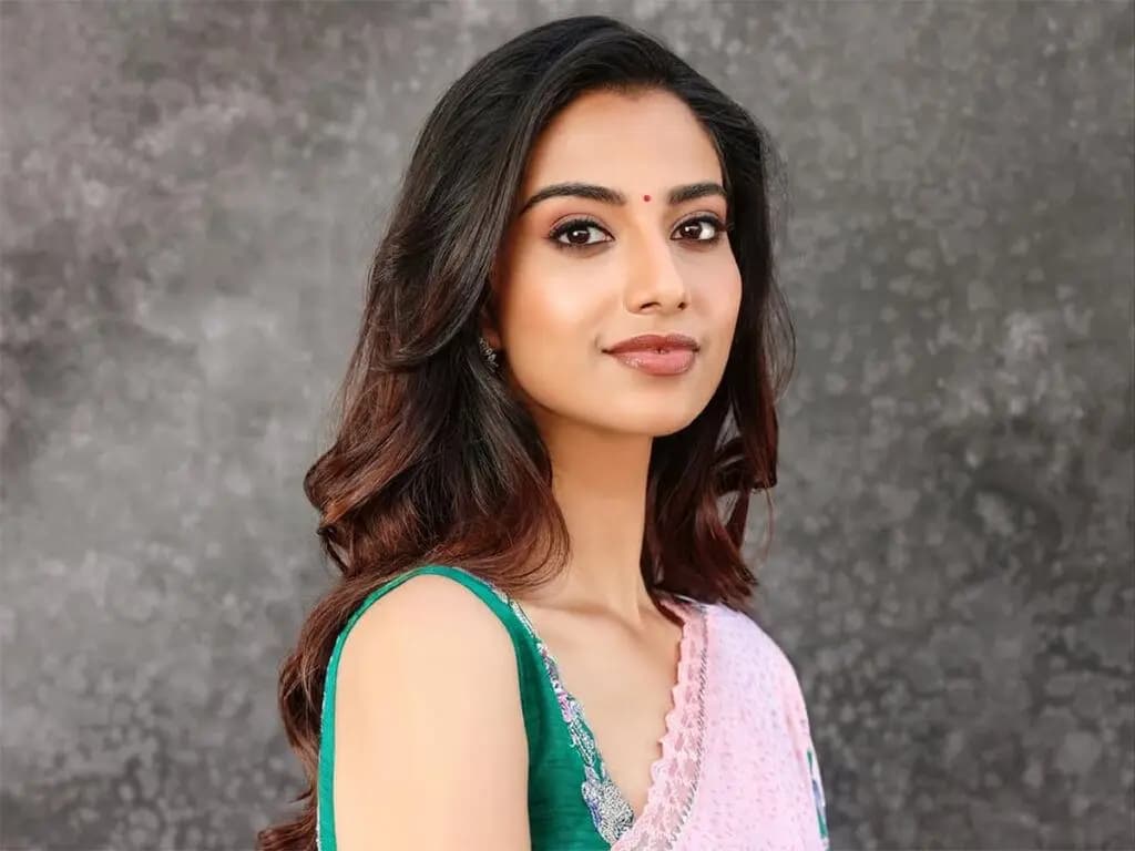 I Thought of Quitting Acting – Meenakshi Chaudhary