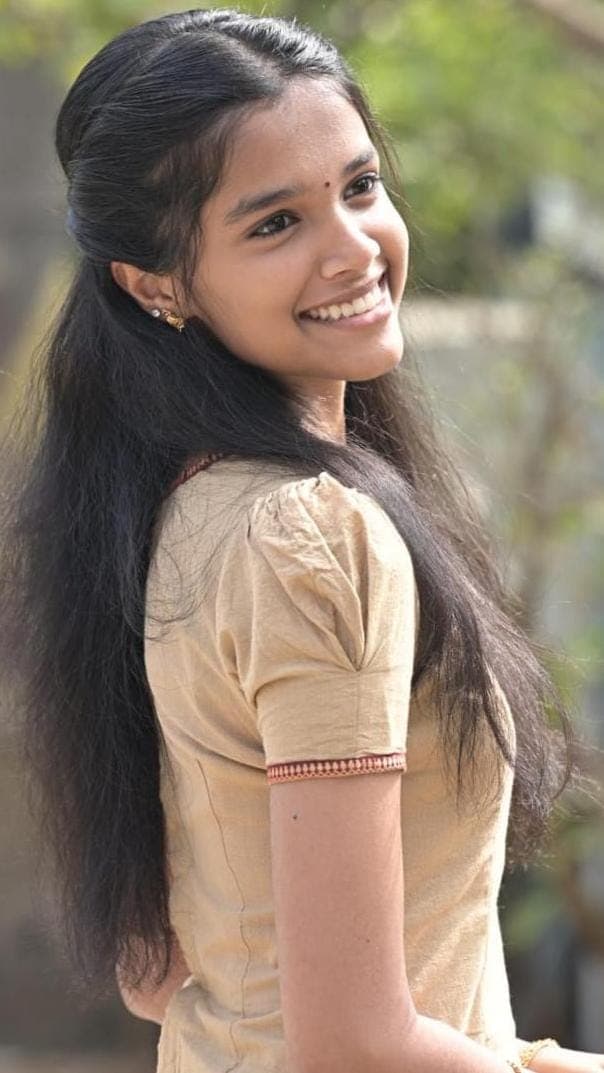 Manaswini Balabommalu Makes Film Debut !