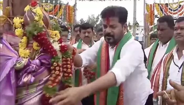 Telangana CM Revanth Reddy Inaugurates Forest Deities’ Gaddelu at Medaram