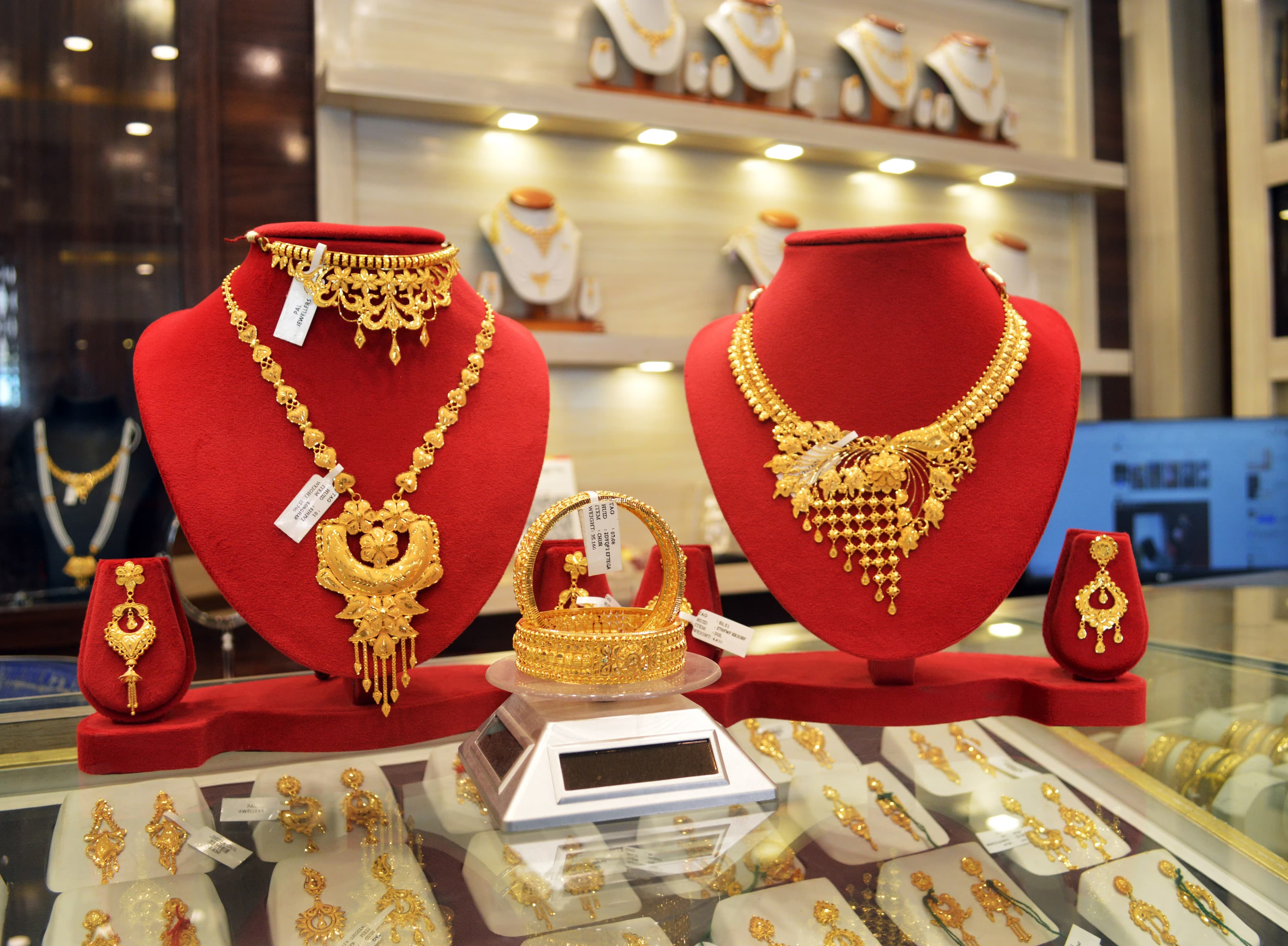 Gold prices increased further, new record in Hyderabad