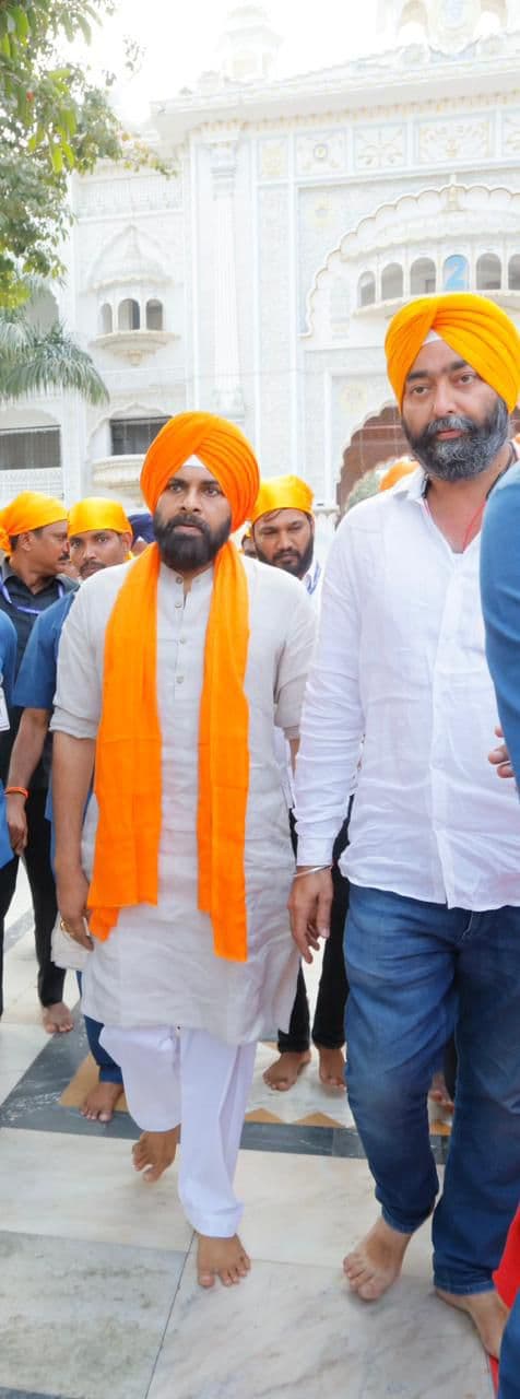 AP Deputy CM Pawan Kalyan Visits Nanded Gurudwara