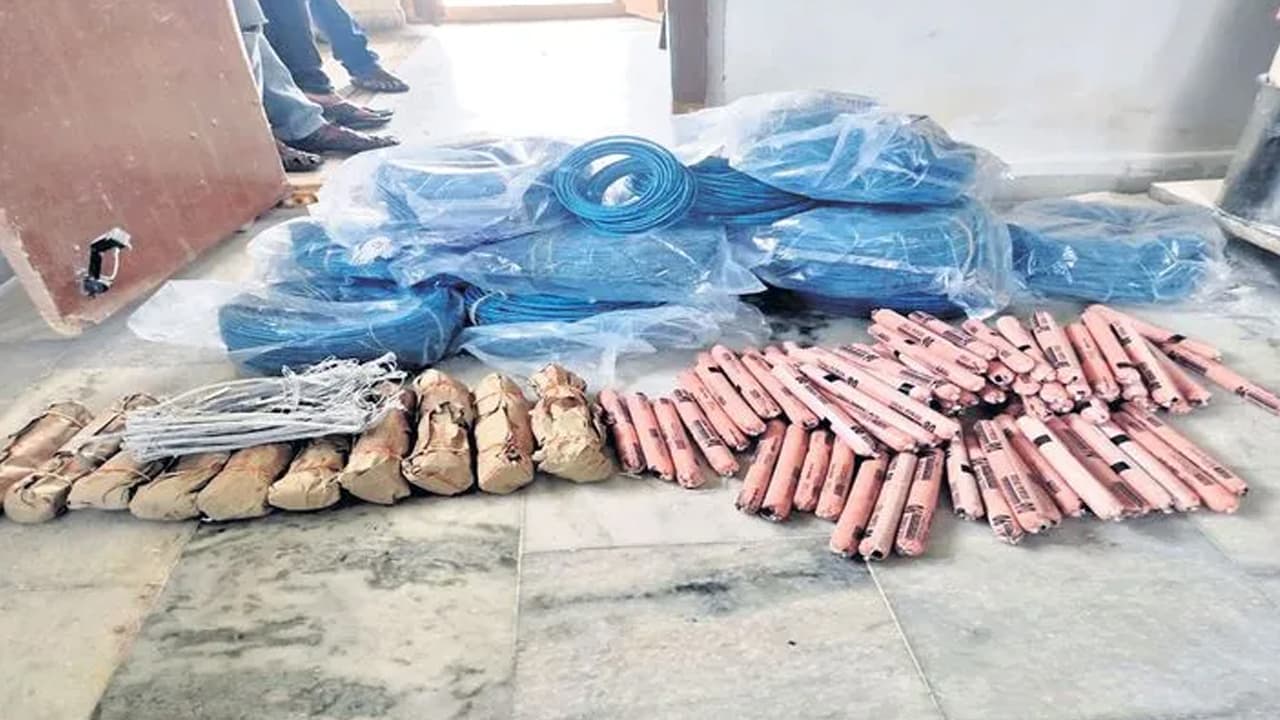Massive Cache of Explosives Seized in Rajasthan Ahead of Republic Day!