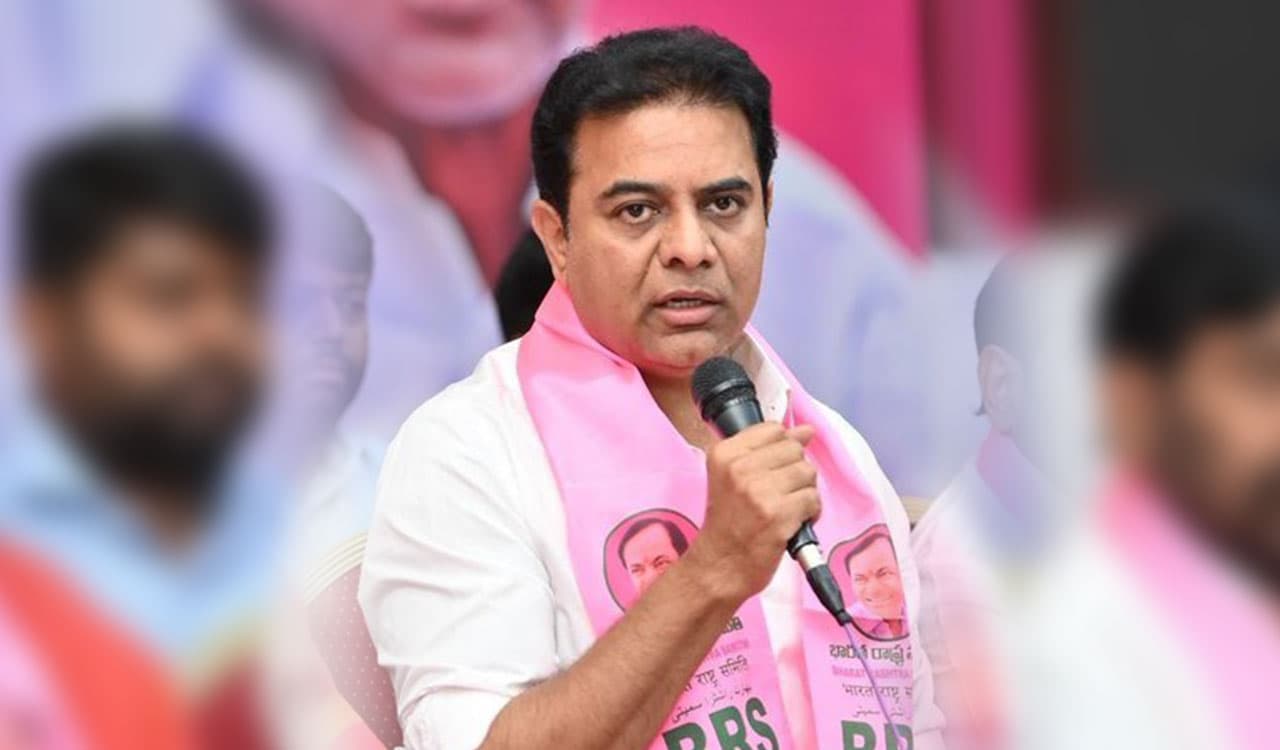 KTR Condemns SIT Notices to Former MP Joginapally Santosh Kumar in Phone Tapping Case!