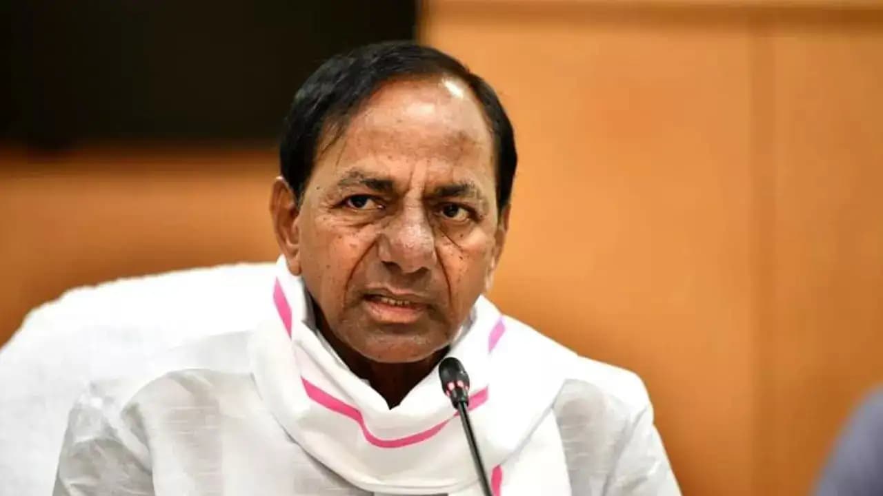 SIT Issues Fresh Notice to KCR in Phone Tapping Case..