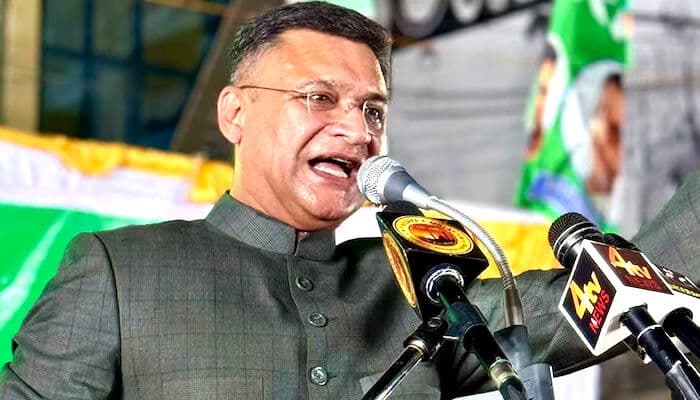 "Whether Reddy or Rao, They Must Come to Us": Akbaruddin Owaisi Sparks Controversy