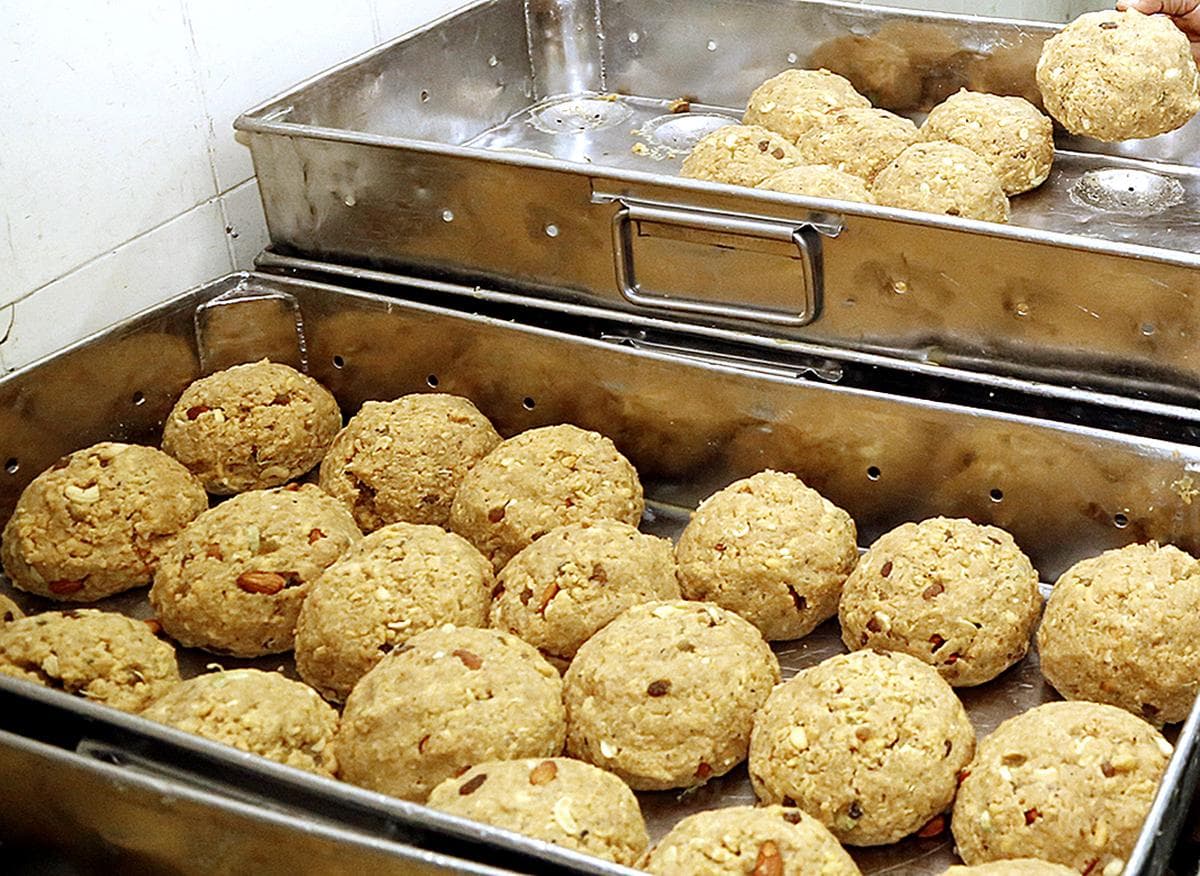 Single Member Committee on Laddu...Subrahmanya Swamy approached the Supreme Court