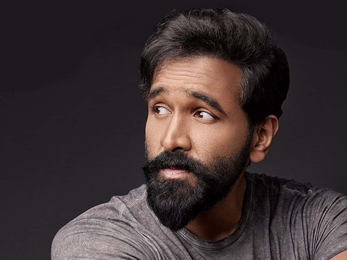 Manchu Vishnu Assures Family Safety In Dubai !