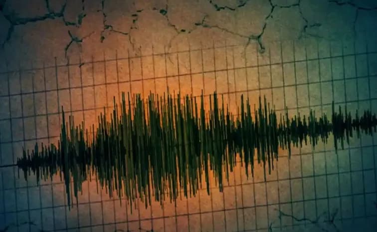 Powerful Earthquake Strikes Sumatra Island
