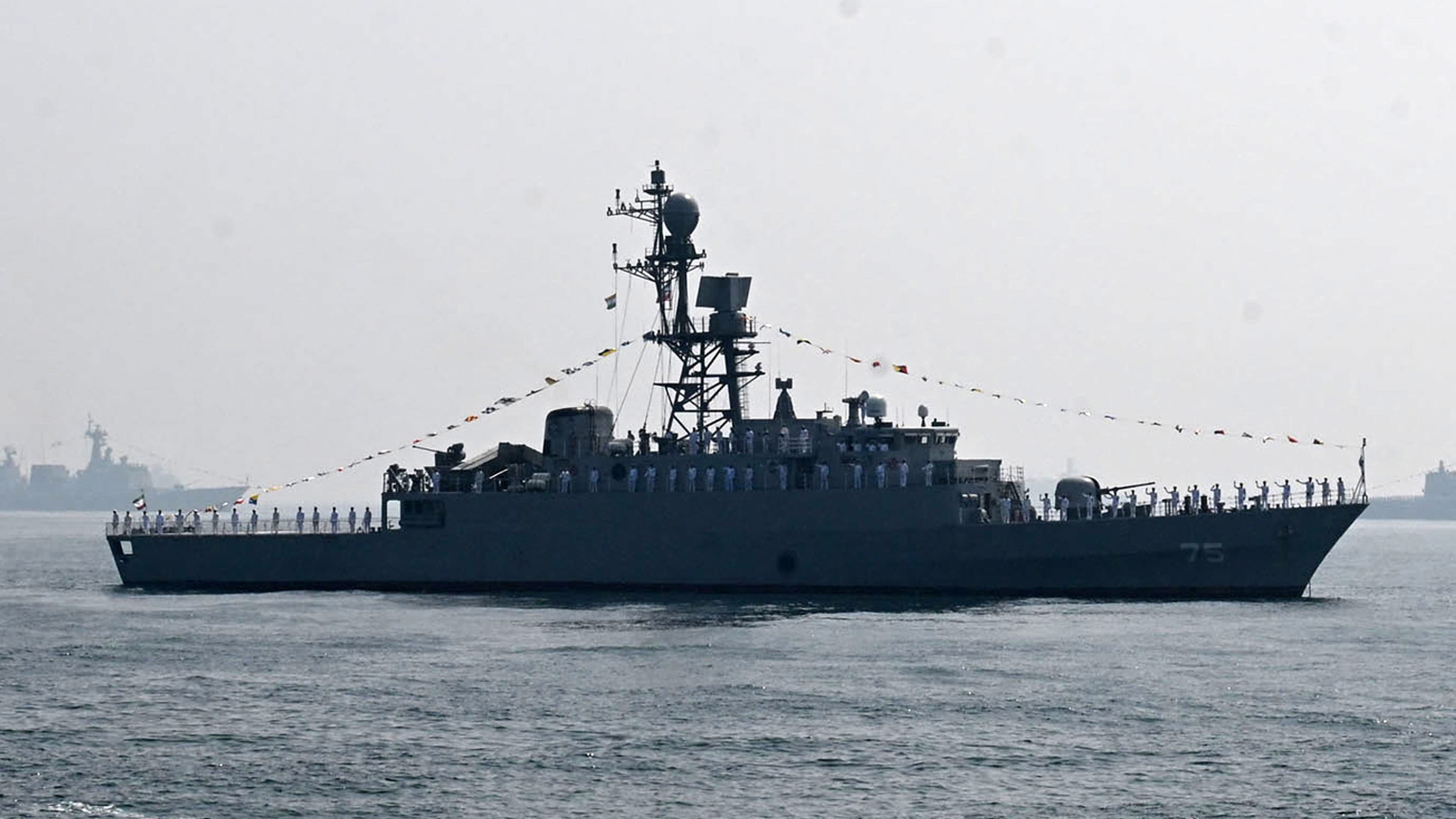 US Torpedoes Iranian Warship ‘Dena’ in Indian Ocean!