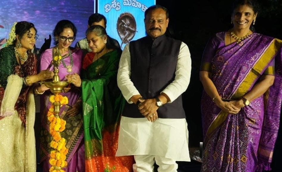 Bapu Bomma Vishwa Mahila Awards Celebrated in Hyderabad