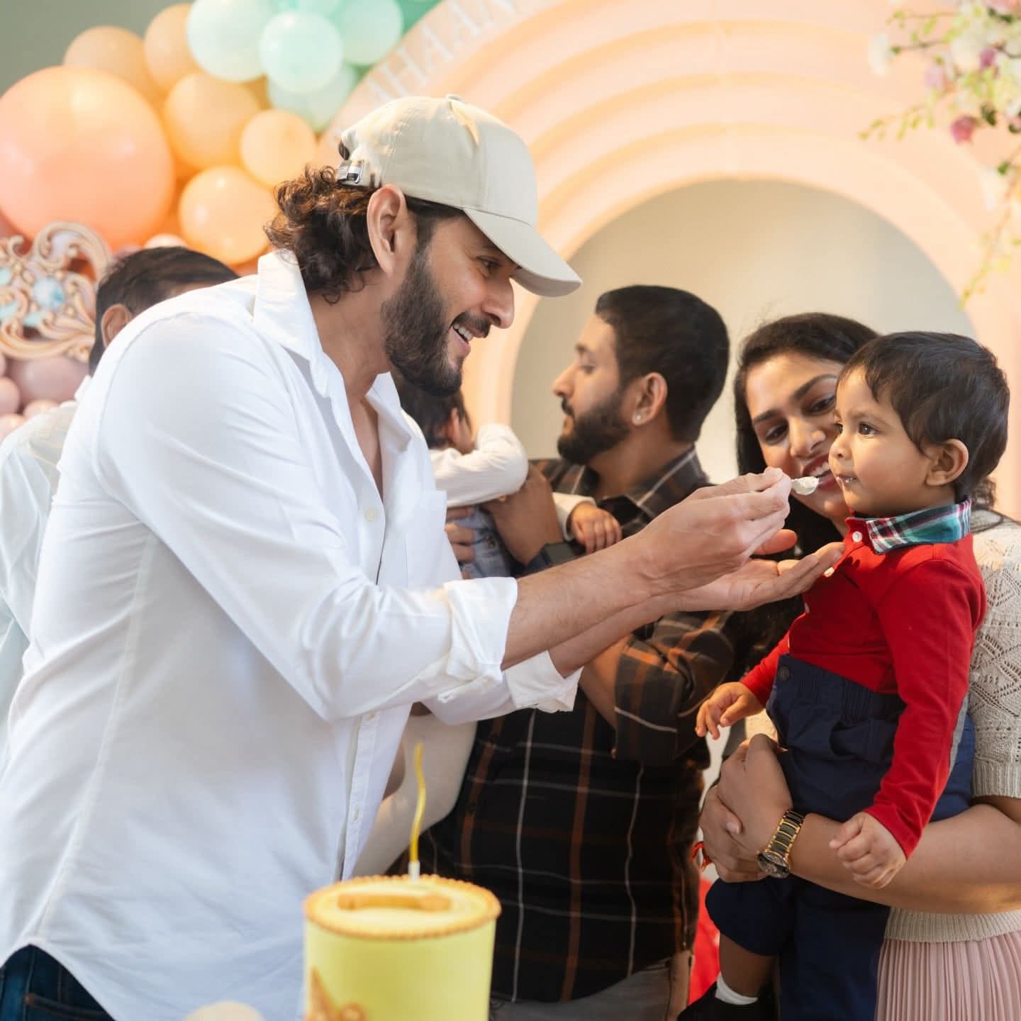 Mahesh Babu Attends Bobby Ghattamaneni’s Twins’ Birthday Celebration!