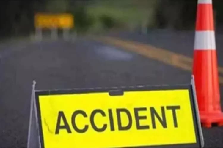Three Killed in Bike Accident