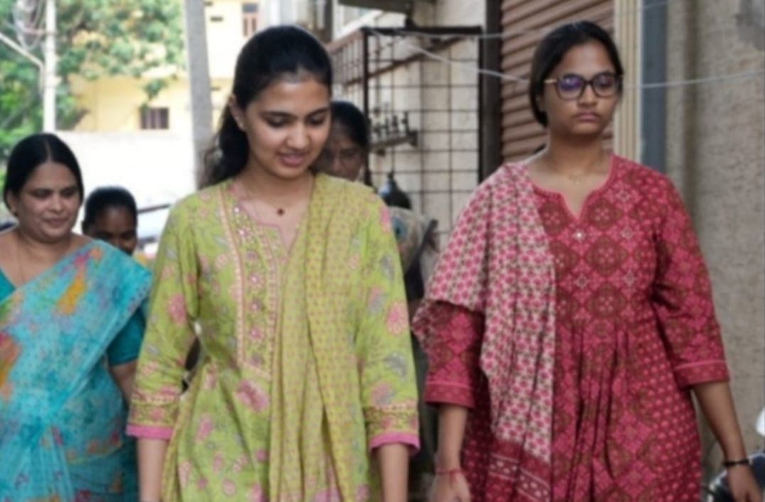 ragic Accident on Hyderabad ORR Leaves Former MLA’s Daughter Critical!