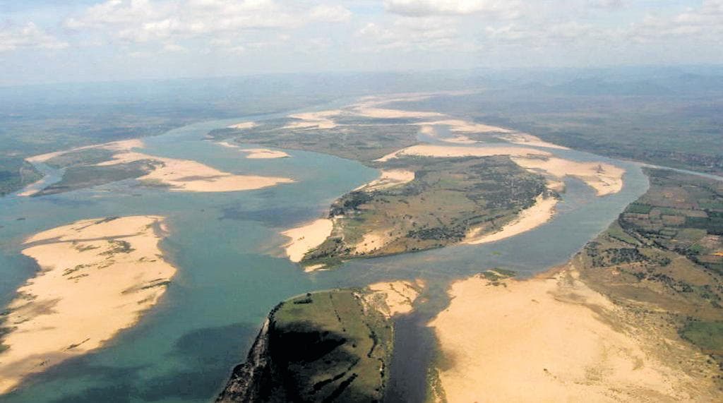 Godavari Water Released Toward Krishna Delta Again