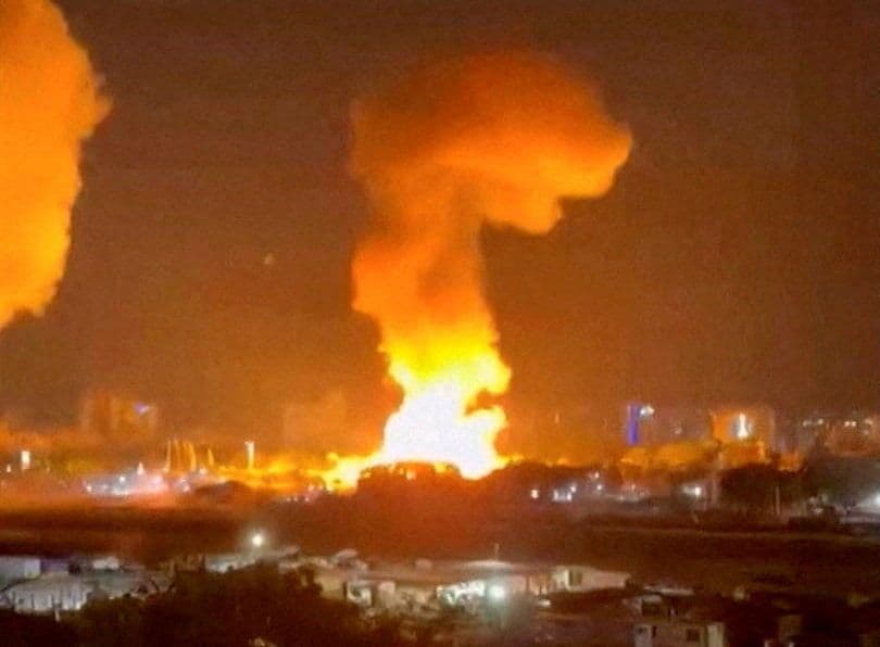 Tension in Caracas... Shots fired near the presidential palace