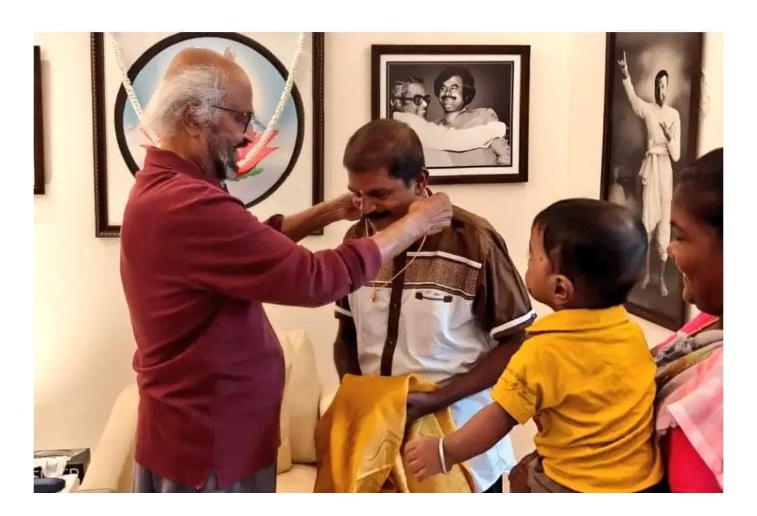 Superstar Rajinikanth Honours Fan for His Service to the Poor!
